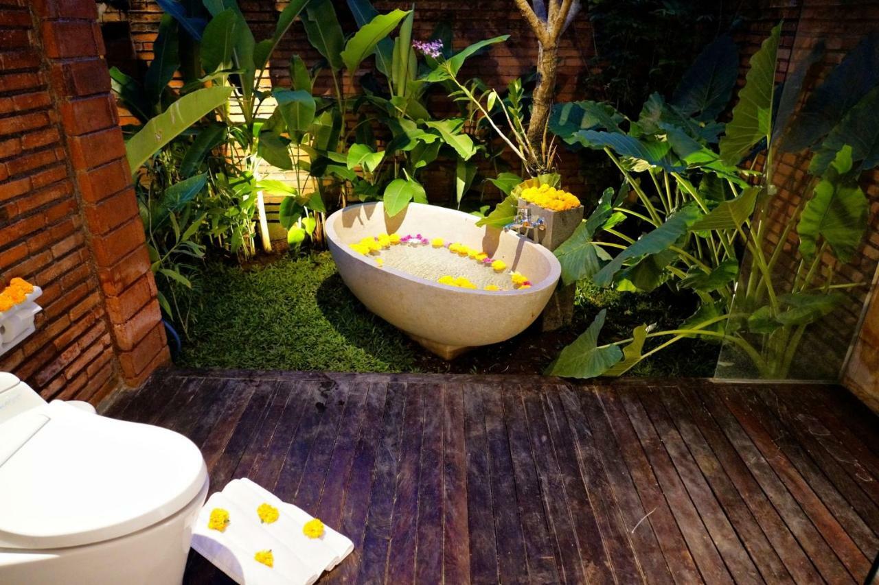 Delodtunduh Villa 2 Ubud Exteriör bild