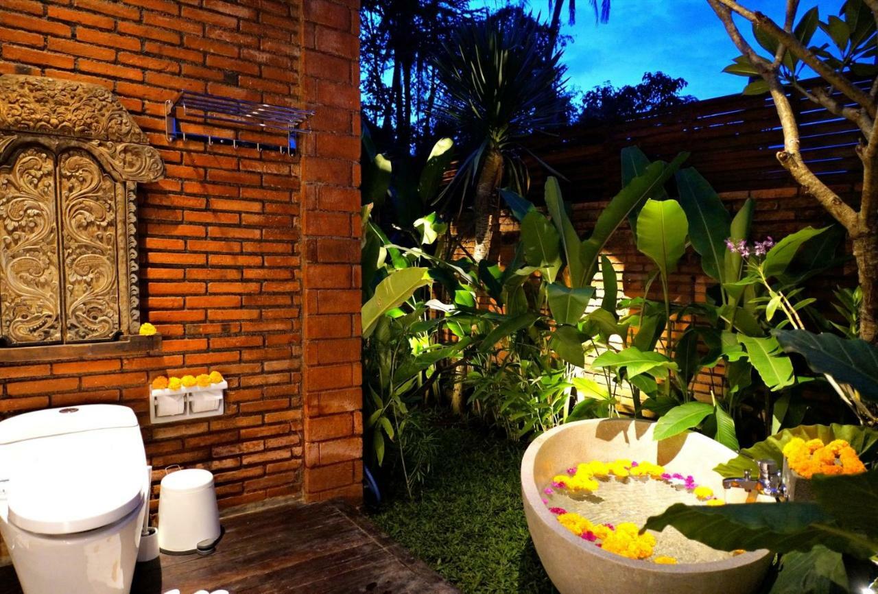 Delodtunduh Villa 2 Ubud Exteriör bild