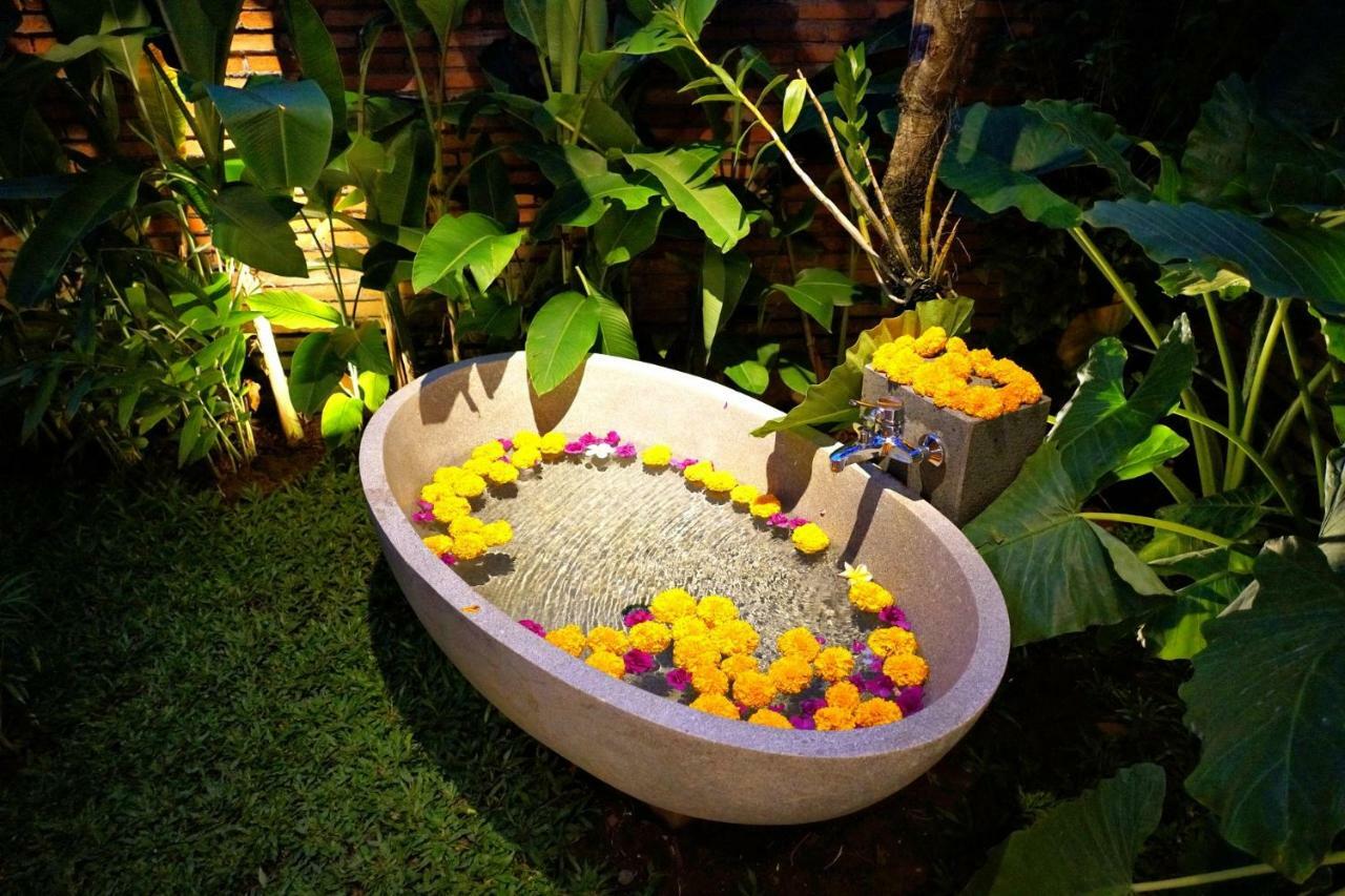 Delodtunduh Villa 2 Ubud Exteriör bild